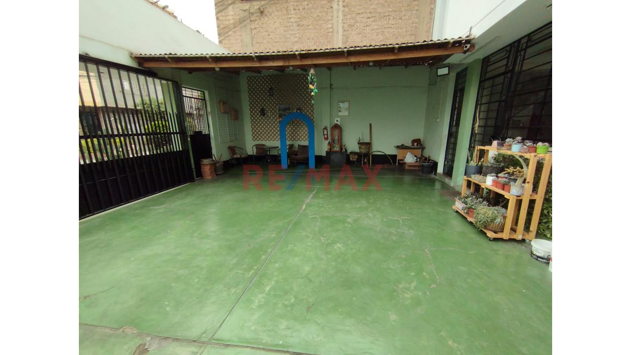 Alquiler De Mini Dpto 3Er Piso Smp Ref. Universitaria/Carlos Izaguirre - 3