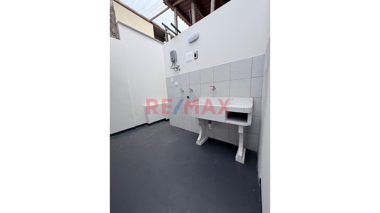 Alquiler De Casa Para Oficina O Vivienda En San Miguel Límite Magdalena Del Mar — foto 12