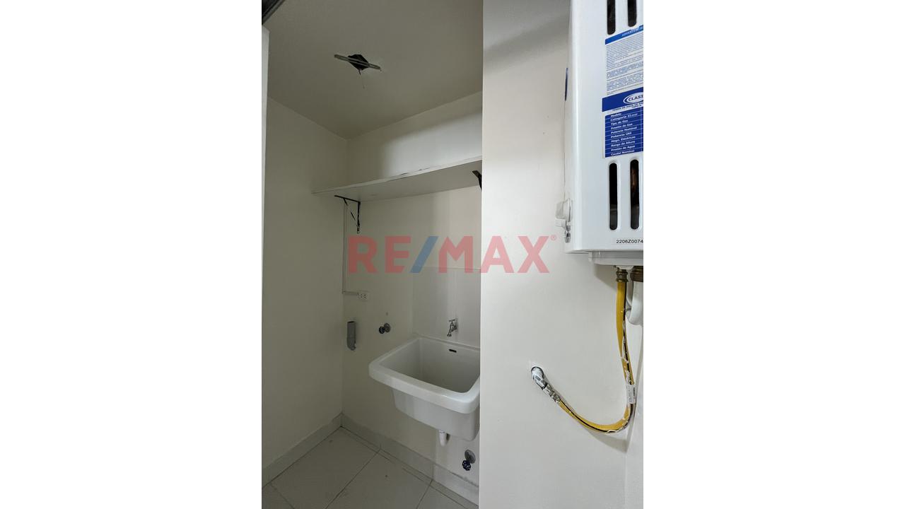 Departamento En Alquiler De 1 Dormitorio – Breña | Frente A Futura Estación Arica Del Metro 2 — foto 7