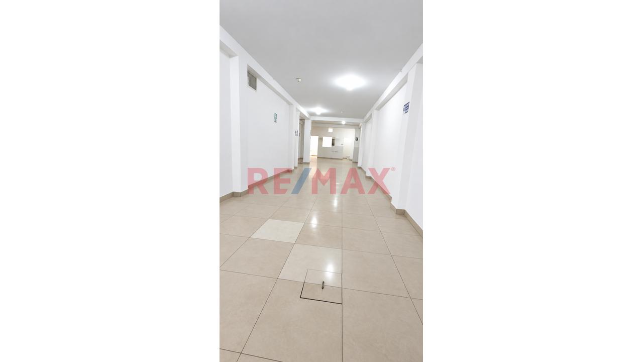📣Alquiler De Amplio Local Comercial En Primer Piso En Villa El Salvador - Av Guardia Republicana — foto 5