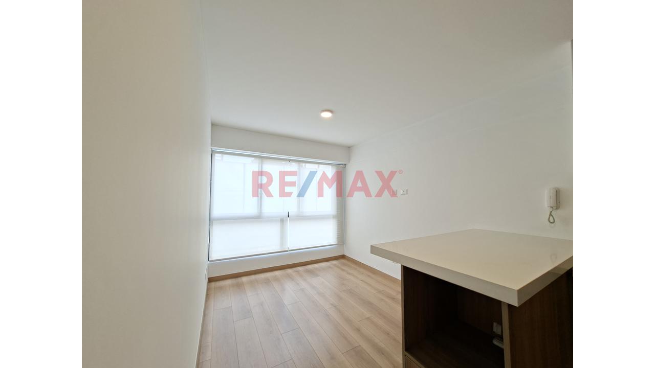 Departamento De 1 Dormitorio Con Balcón En Lince – Límite San Isidro - 5