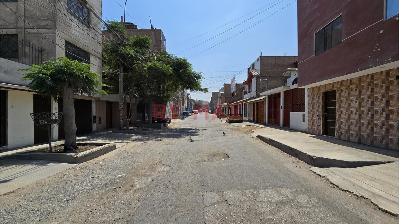 Casa De 5 Pisos En Venta En Urb. San Diego - Smp - 10