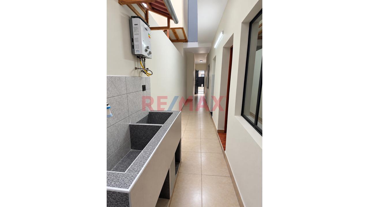 Vendo Departamento 1Er Piso En Breña - 2