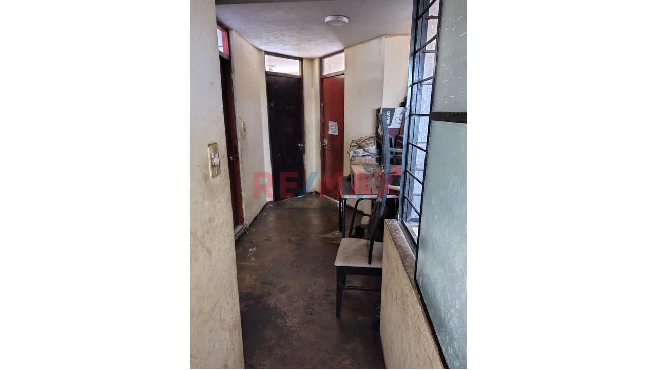 En Venta Micro-Edificio De 3 Pisos + Azotea Con 4 Partidas Independientes En Sunarp - 17