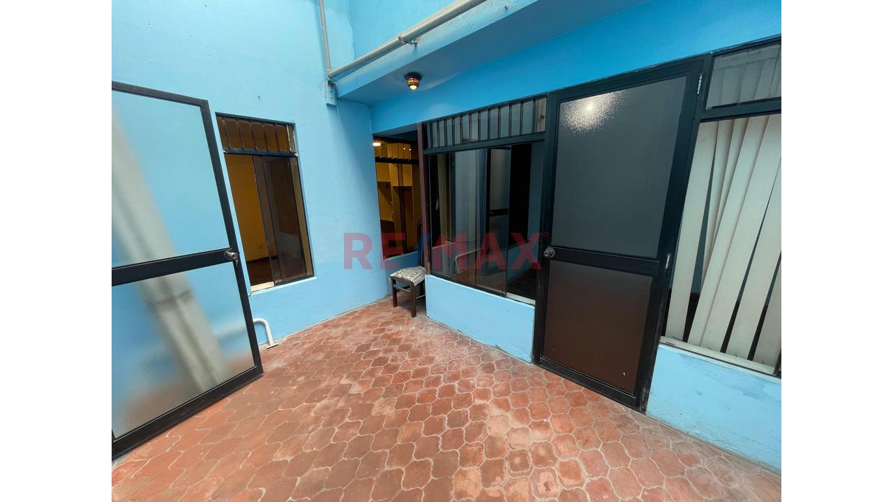 Se Alquila Departamento De 150M2 Con Cochera En Primer Piso Frente A Parque — foto 6