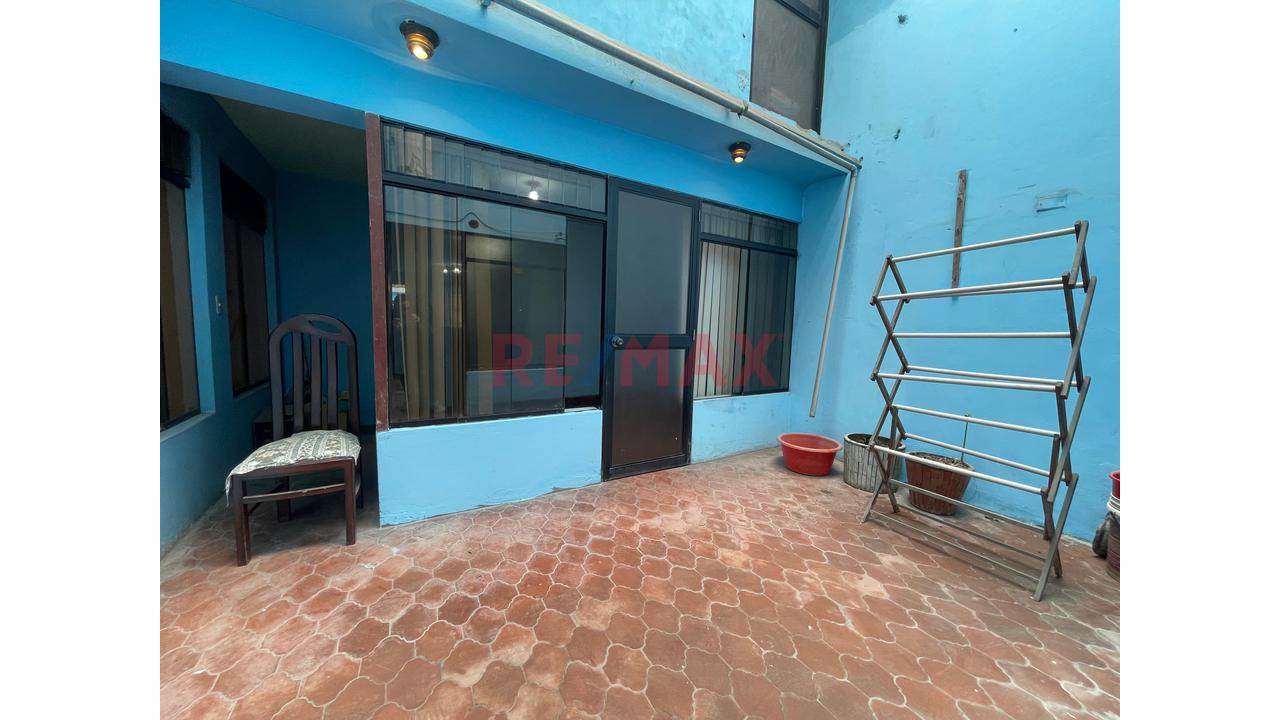 Se Alquila Departamento De 150M2 Con Cochera En Primer Piso Frente A Parque — foto 5