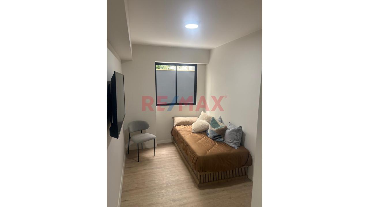 Estreno En Miraflores / Primer Piso Con Terraza/ No Paga Alcabala — foto 11