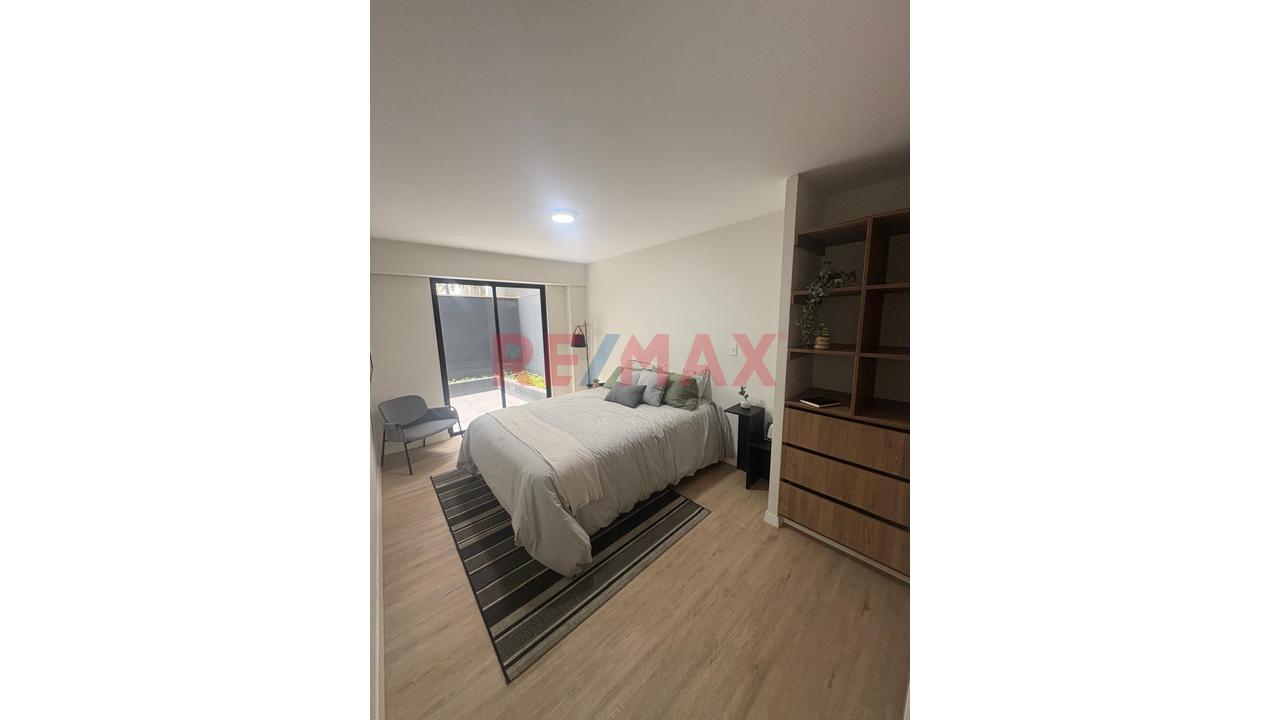 Estreno En Miraflores / Primer Piso Con Terraza/ No Paga Alcabala — foto 4