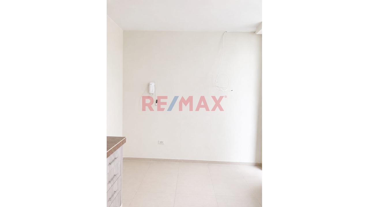 Se Vende Departamento Grande Y Lindo En Urb Miraflores Country Club — foto 2