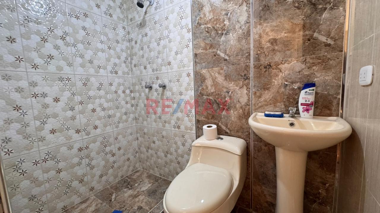 Casa En Venta Con Estacionamiento | Derrama Magisterial - 10