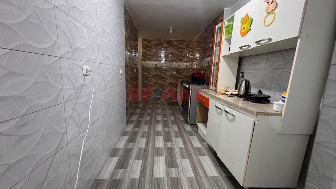 Casa En Venta Con Estacionamiento | Derrama Magisterial - 5