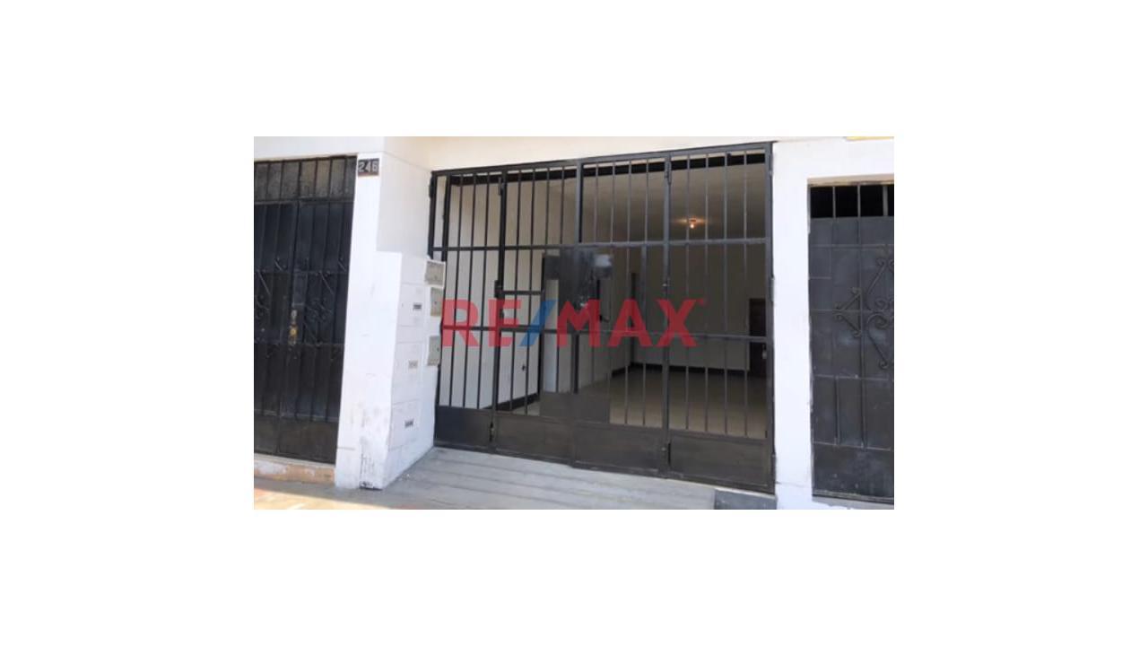 Alquilo Amplio Local Comercial Comas 54M2 - 6