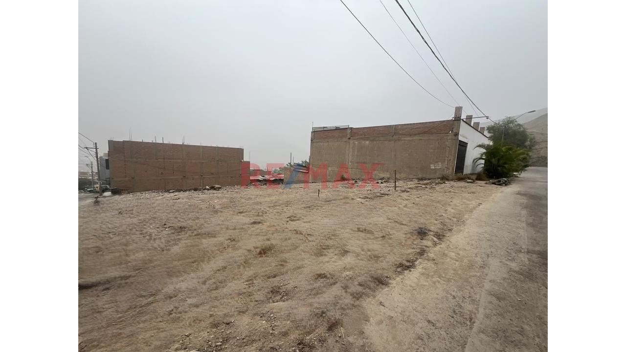 Terreno Urbano En Venta. Caraponguillo. Lurigancho — foto 2