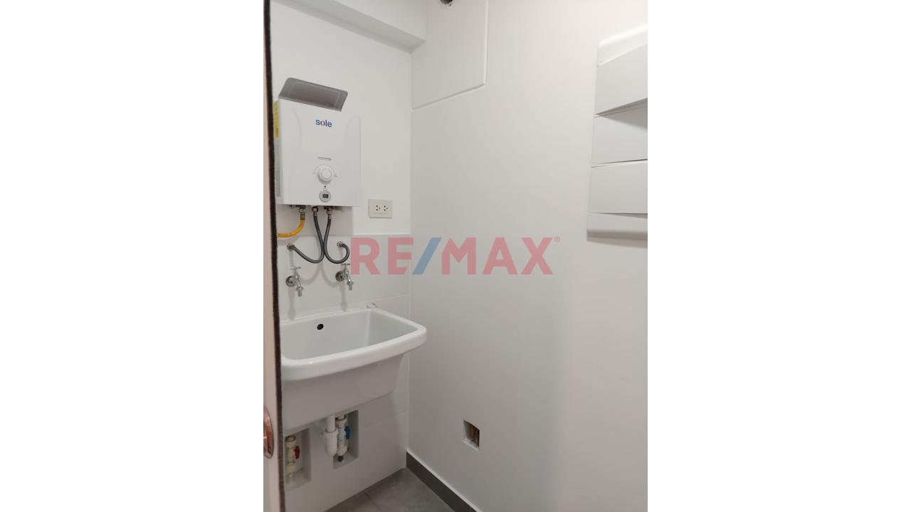 🔥 ¡Vive En El Corazón De Jesús María! | 2 Dorm. + Balcón + Piscina + Gimnasio - 5