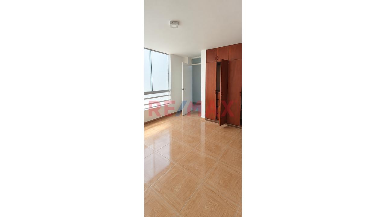 Alquilo Local En 2Do Piso - Socabaya - 5