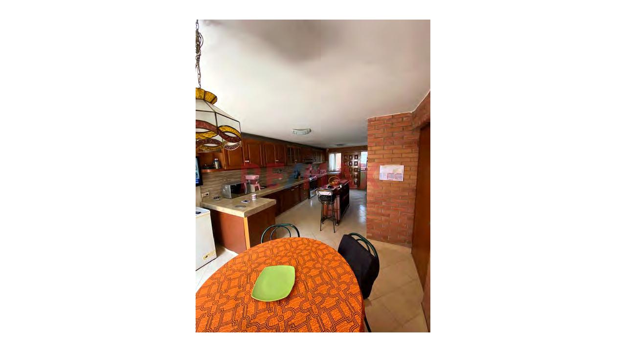 Casa Con Piscina En Rinconada Del Lago | Espacios Para Disfrutar, Compartir Y Vivir Con Privacidad - 16