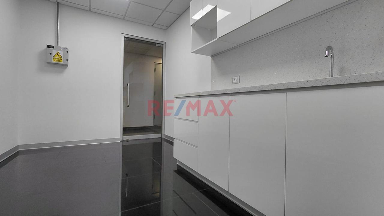 Oficina Corporativa Prime En Edificio More | Vista Panorámica Al Golf Y Máximo Estándar Empresarial — foto 5