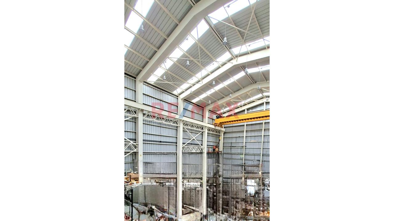 ¡Imponente Local Logístico/Industrial I2!   Alt. Cdra. 16  Av. Argentina (Cerca Óvalo Nicolás Dueñas)