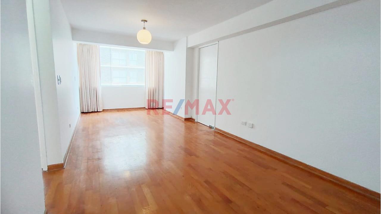 Alquiler Departamento / 92M2 / 3 Habitaciones / Cochera / Magdalena Del Mar Limite Con Jesus Maria — foto 2