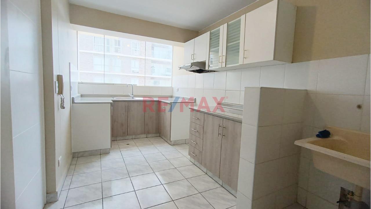 Alquiler Departamento / 92M2 / 3 Habitaciones / Cochera / Magdalena Del Mar Limite Con Jesus Maria — foto 5