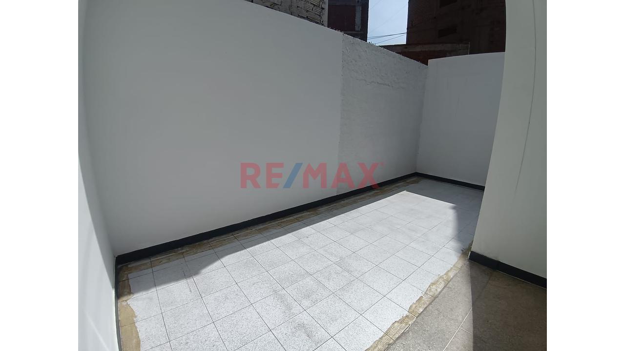 Local Comercial De 150 M² En Av. Aviación | Frente A La Videna | Límite La Victoria Y San Luis — foto 14