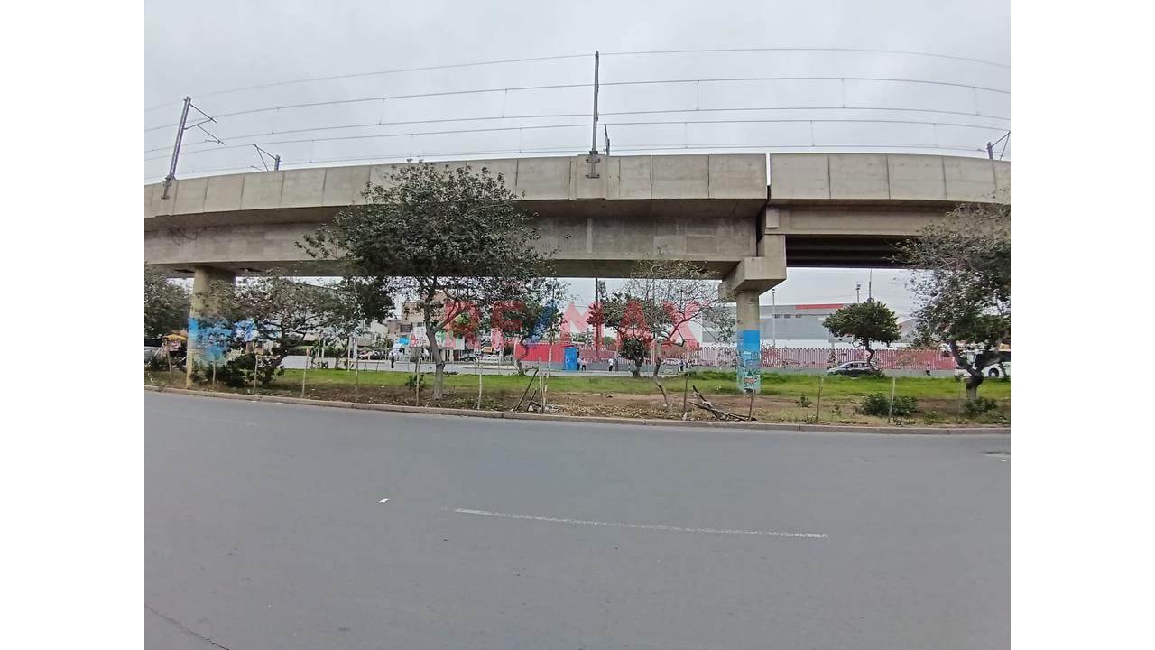 Local Comercial De 150 M² En Av. Aviación | Frente A La Videna | Límite La Victoria Y San Luis - 16