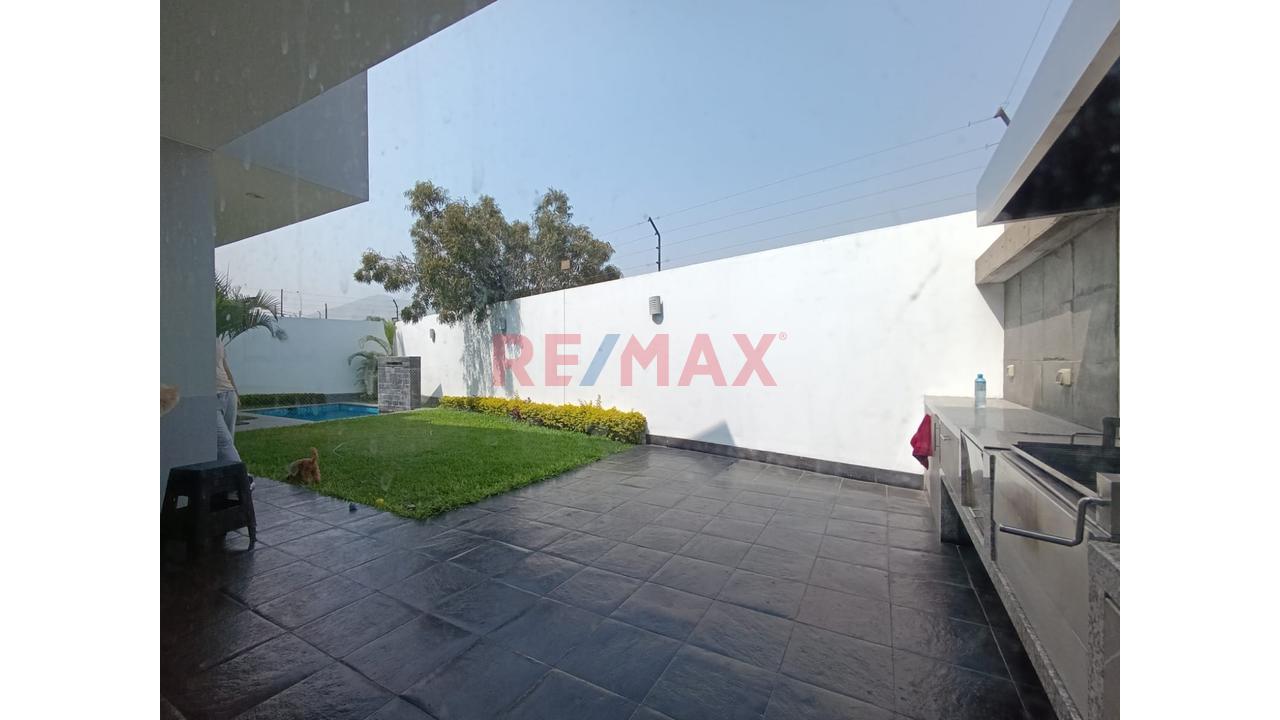 Alquilo Casa Con Piscina En Condominio Urb Sol De La Molina- 1Ra Etapa — foto 5