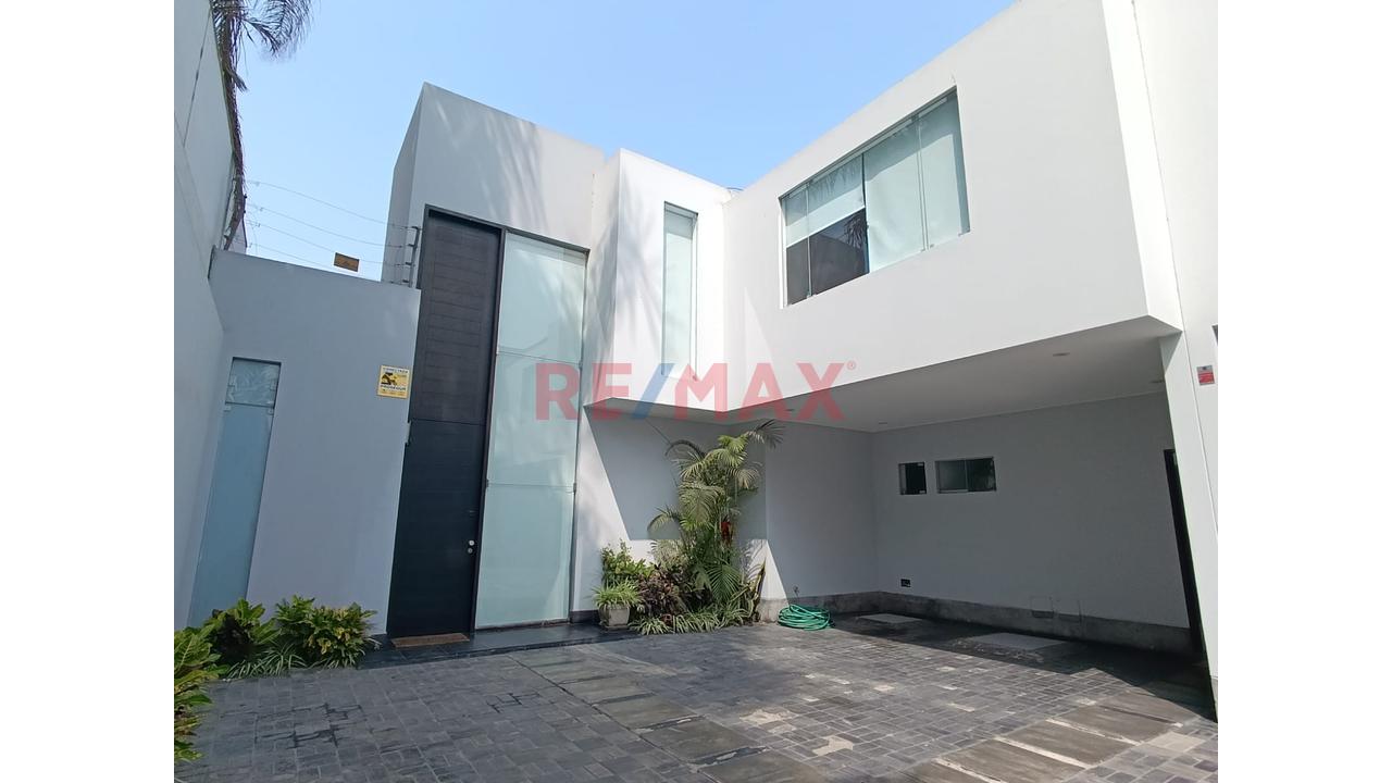 Alquilo Casa Con Piscina En Condominio Urb Sol De La Molina- 1Ra Etapa — foto 14