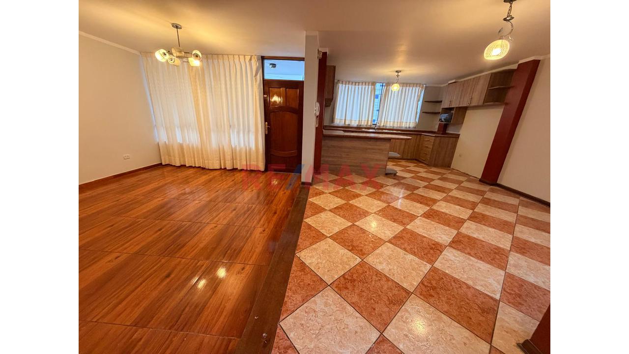 Se Alquila Flat Con Terraza En Urb Rosario De Villa Choriillos