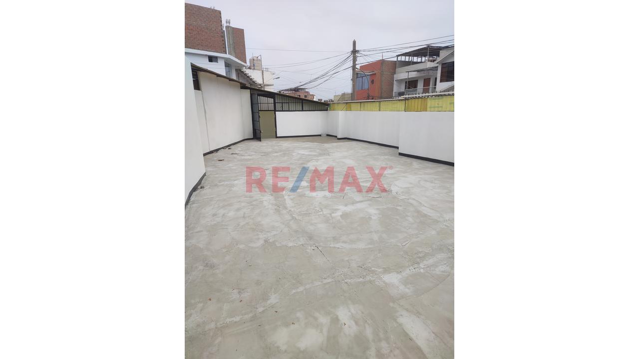 Se Alquila Casa De 182 M² Con Cochera En Urb. Los Libertadores Smp - 18