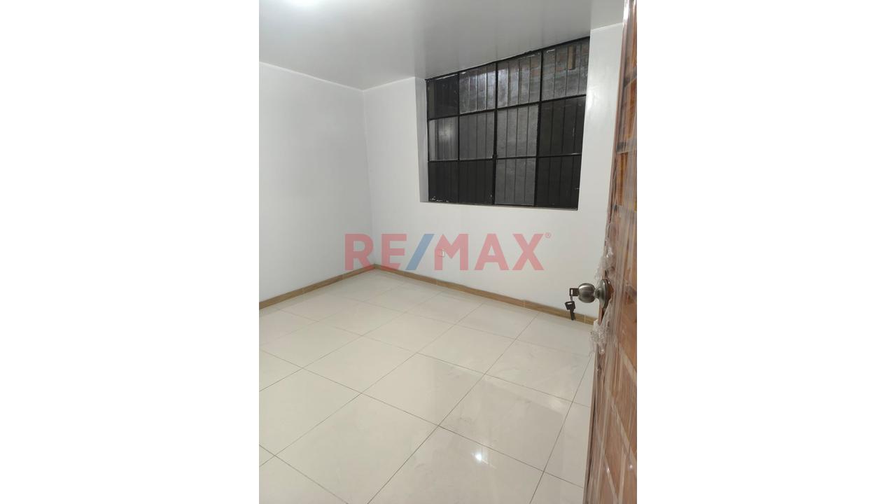Se Alquila Casa De 182 M² Con Cochera En Urb. Los Libertadores Smp — foto 4