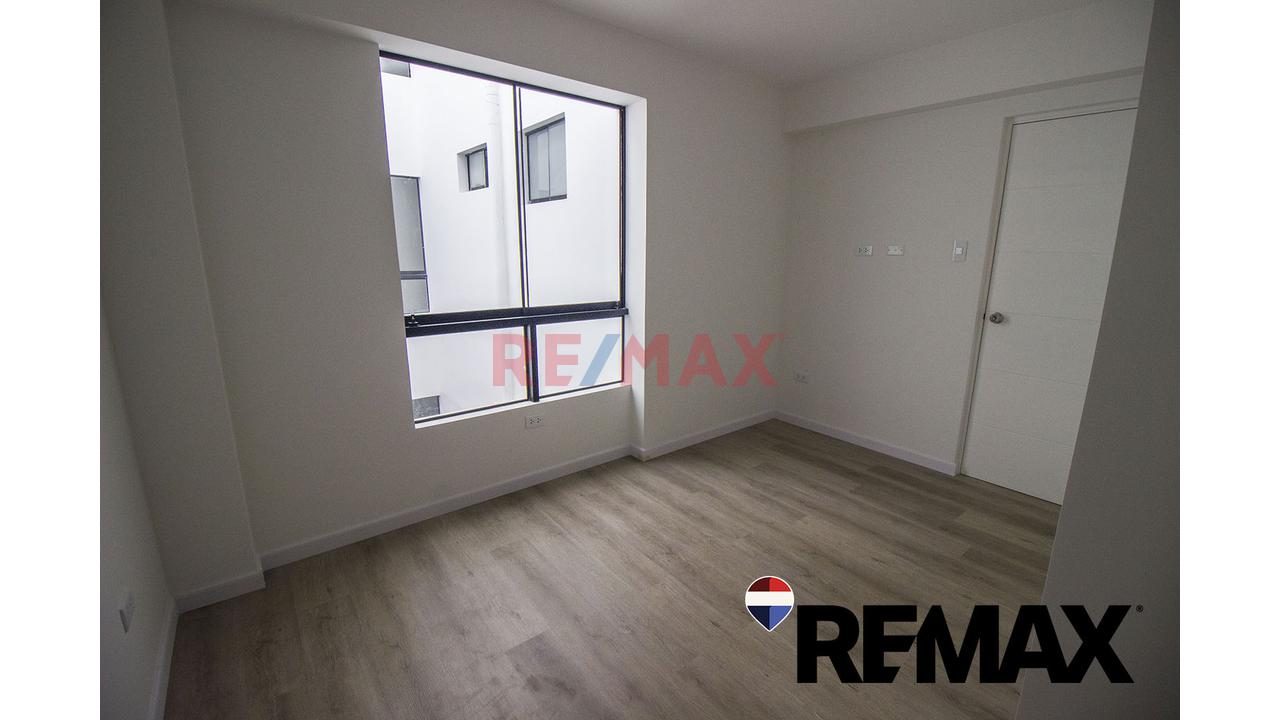 Se Vende Departamento Sexto Piso Estreno Frente A Parque San Juan De Miraflores — foto 4