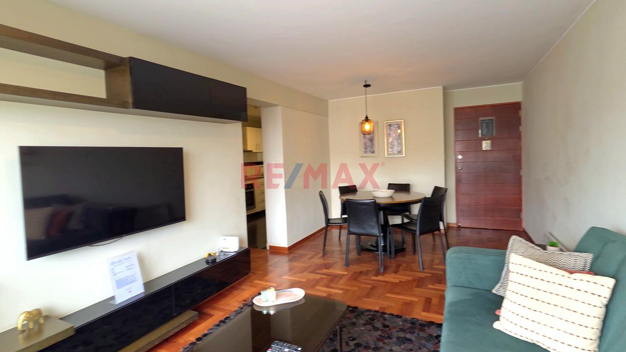 Venta Departamento En Miraflores – Alcanfores - 4
