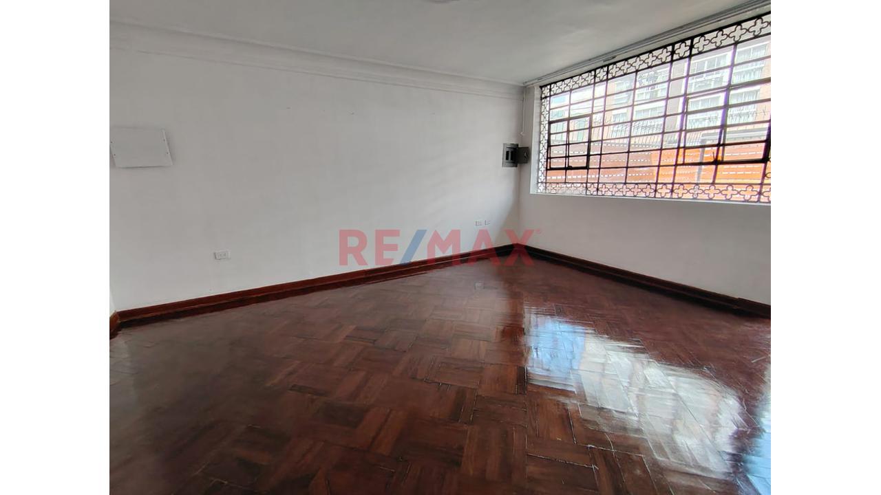 Alquilo Casa 209M2 En Pueblo Libre - 19
