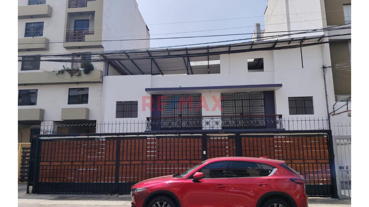 Alquilo Casa 209M2 En Pueblo Libre