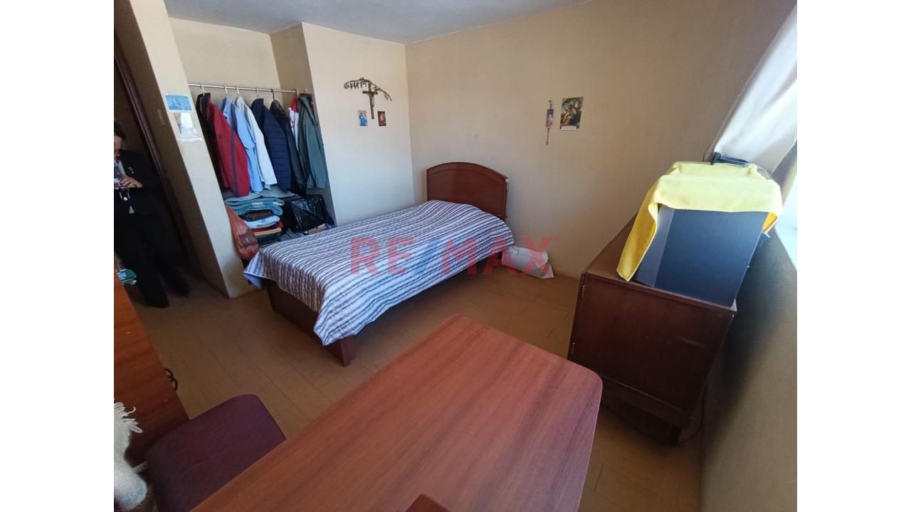 Casa En Venta Av. Principal - Jacobo Hunter - 10