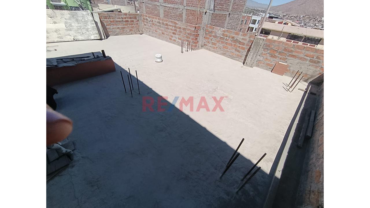 Casa En Venta Av. Principal - Jacobo Hunter - 5