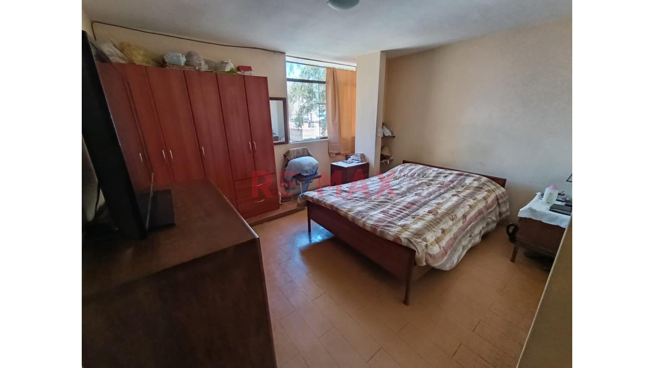 Casa En Venta Av. Principal - Jacobo Hunter - 2