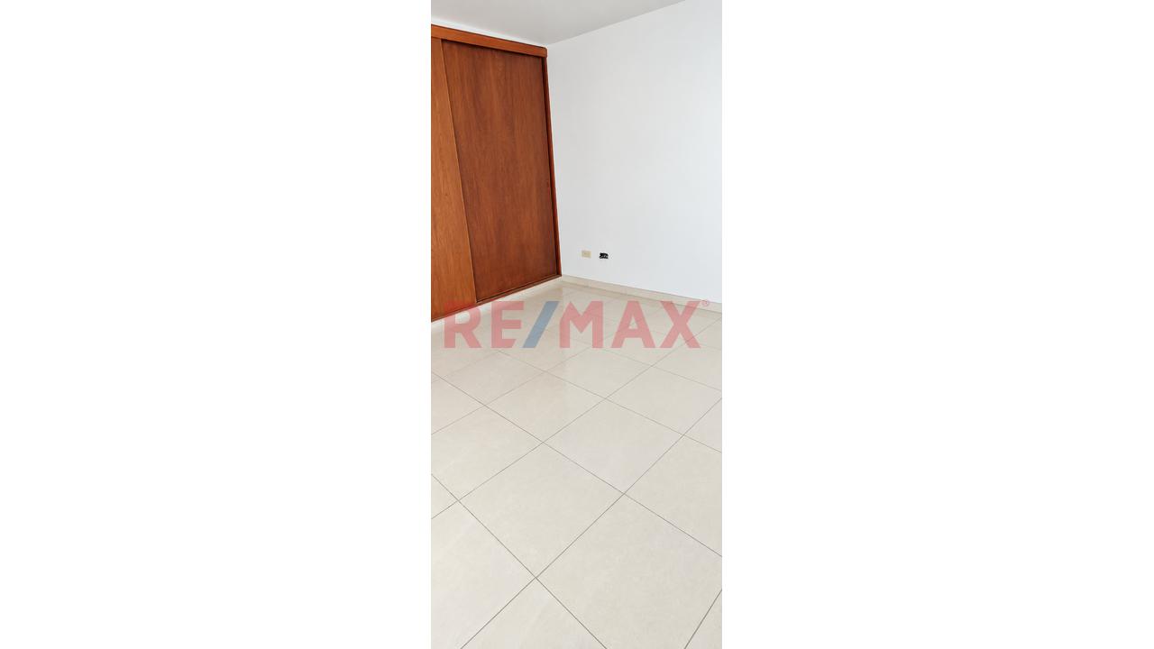 Se Alquila Oficina O Local Comercial En Tercer Piso - Socabaya - 7