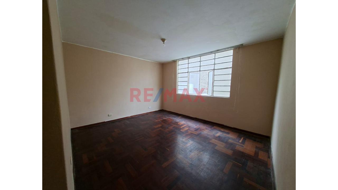 Alquiler De Departamento Para Estudio Profesional / Creativo A 1 Cuadra De Plaza San Miguel — foto 6