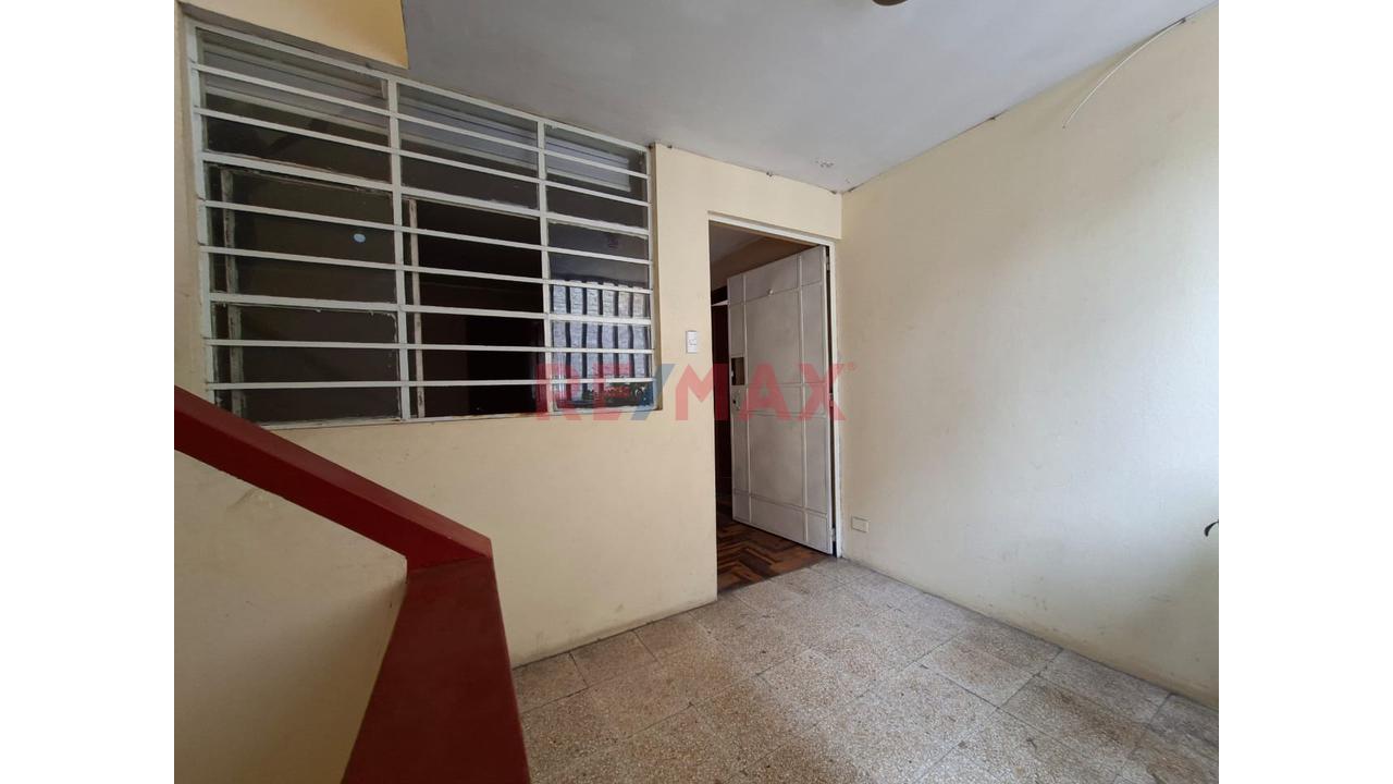 Alquiler De Departamento Para Estudio Profesional / Creativo A 1 Cuadra De Plaza San Miguel — foto 12