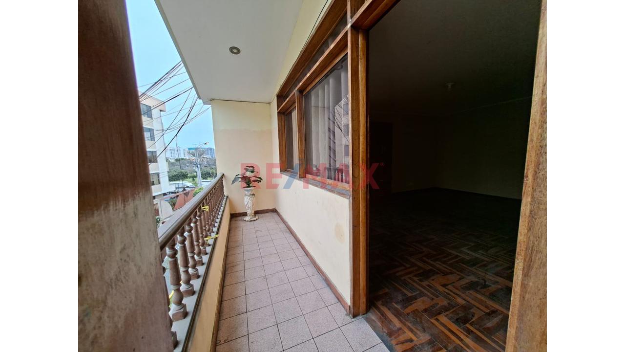 Alquiler De Departamento Para Estudio Profesional / Creativo A 1 Cuadra De Plaza San Miguel — foto 11