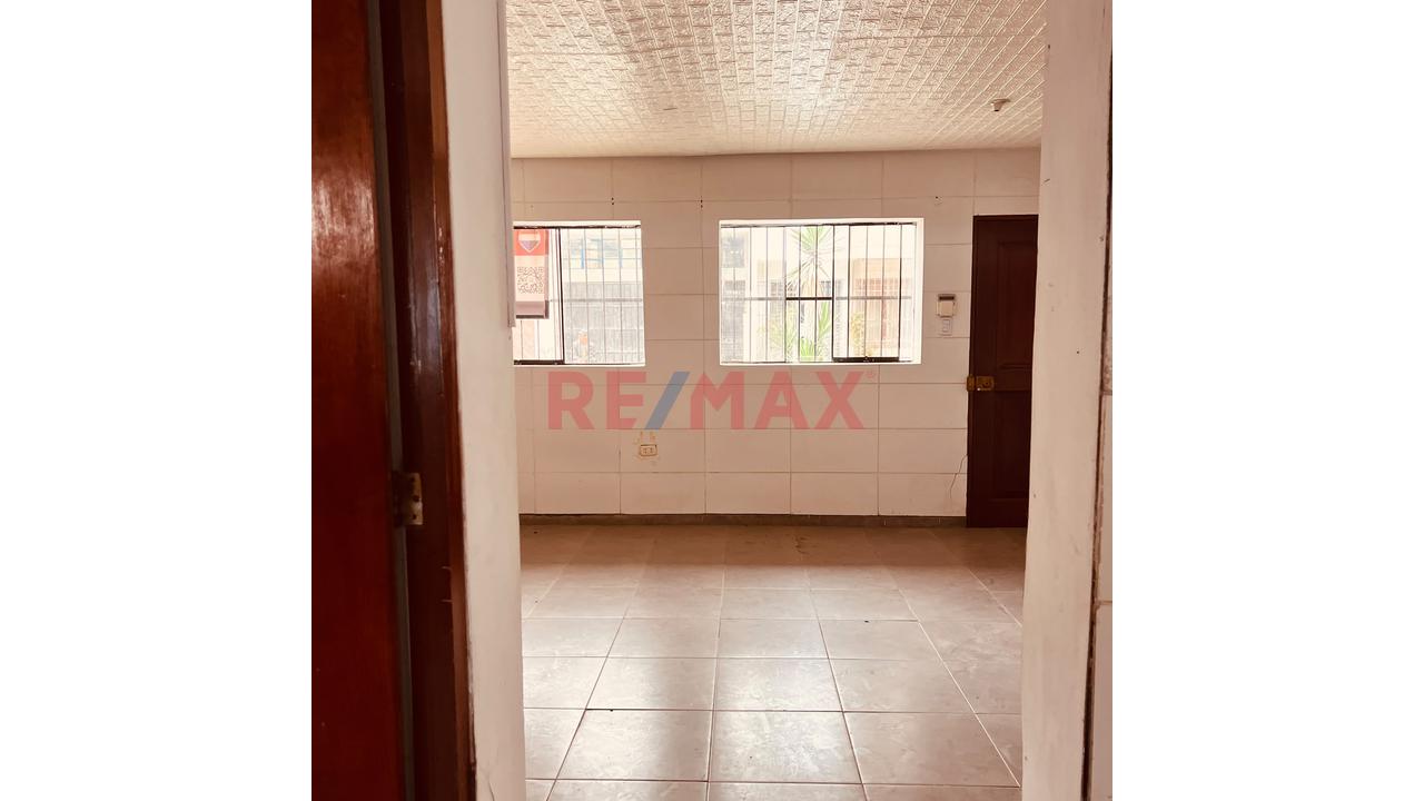 Venta Casa En Villa Maria Del Triunfo - 3