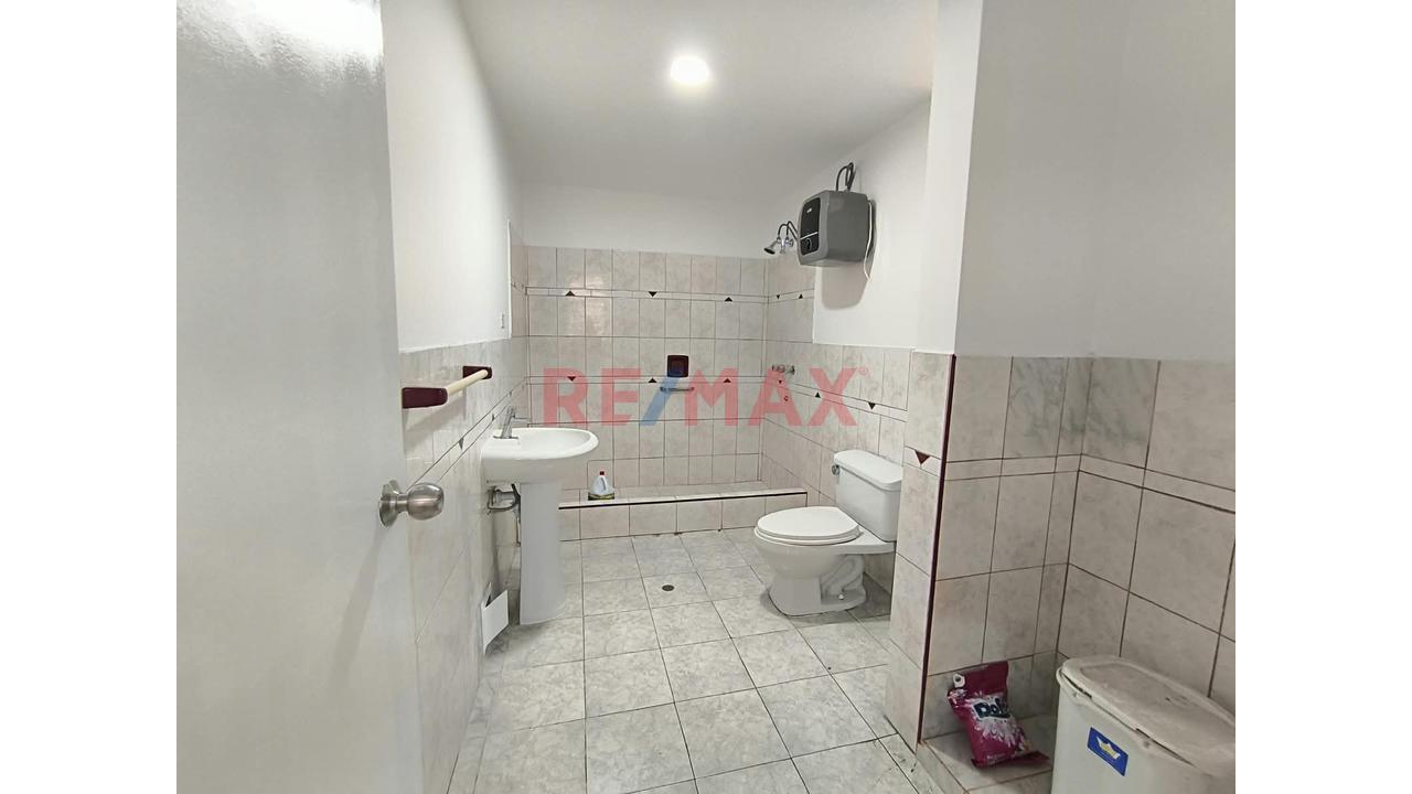 Casa De 2 Pisos En Alquiler En Chorrillos Urb Santa Leonor — foto 12