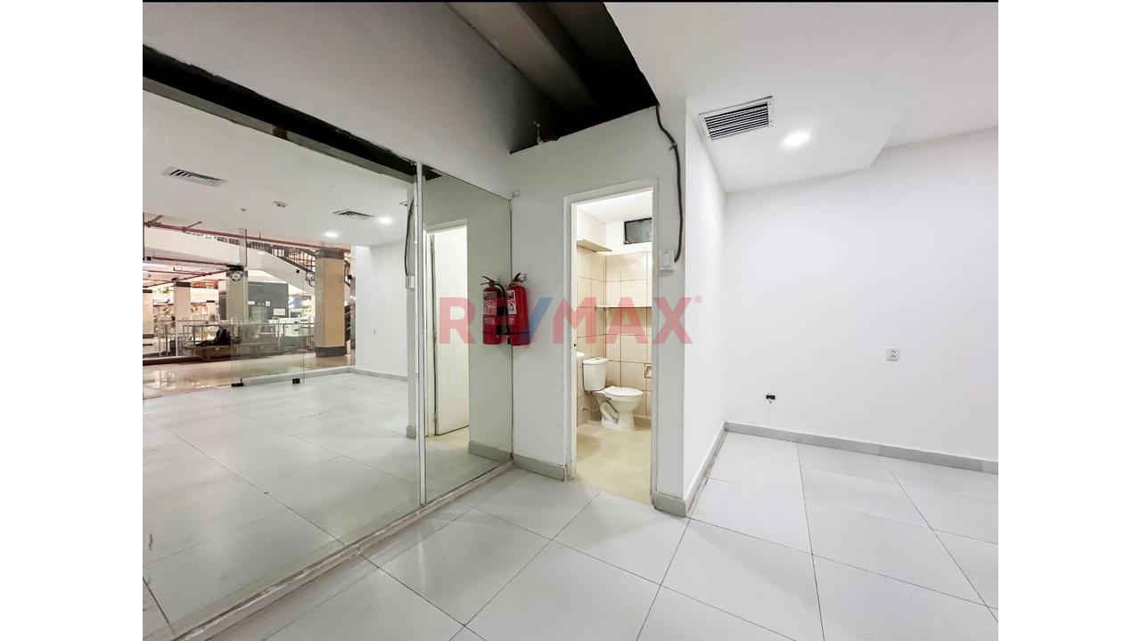 Alquiler De Local Comercial – Cc Caminos Del Inca, Chacarilla — foto 4