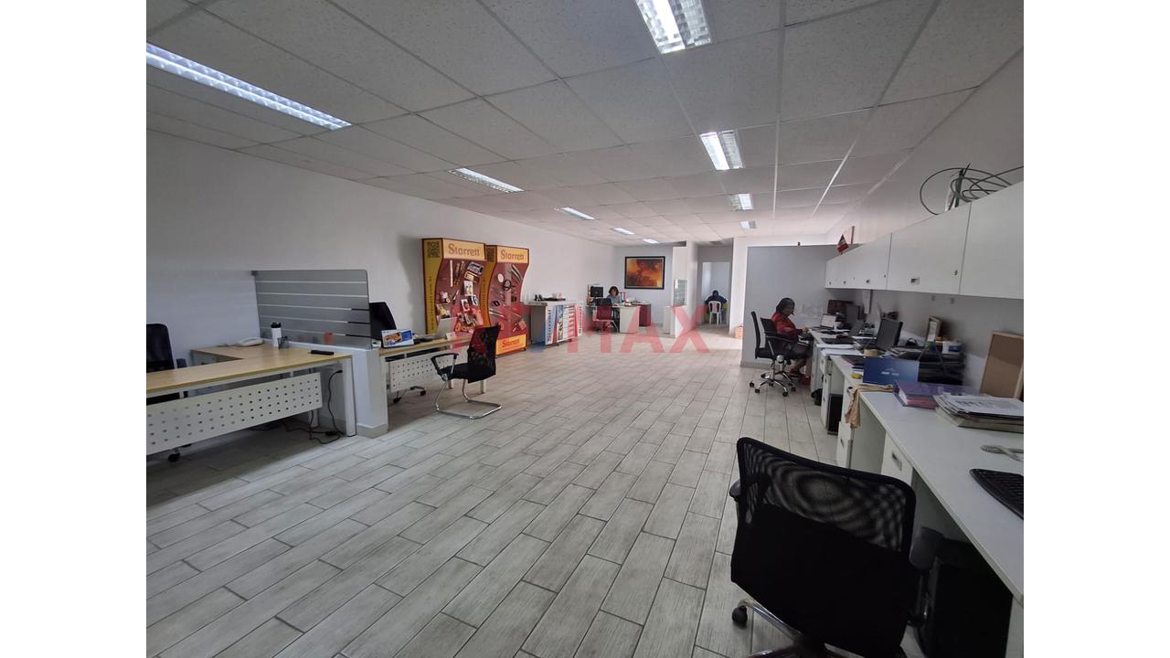 Local Versátil En Chorrillos 300 M² Totales (Oficinas + Almacén + Cochera) - 13