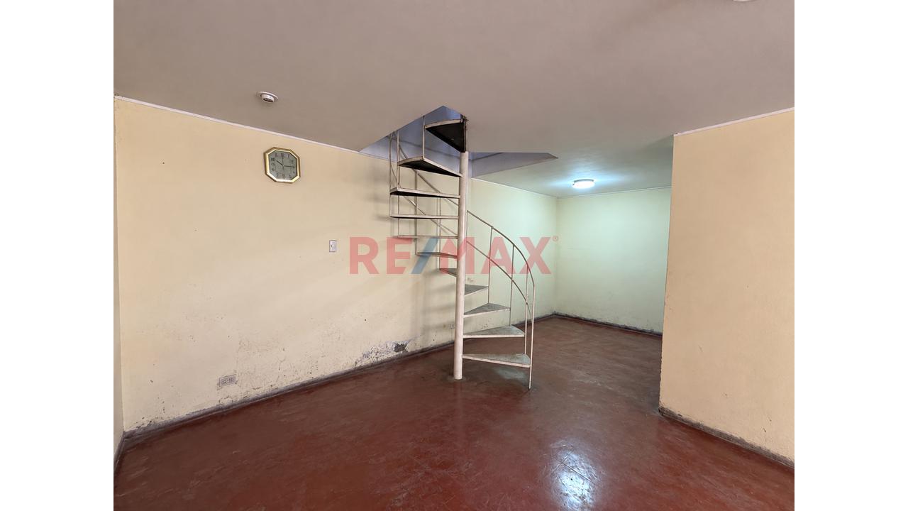Se Venda Casa De 2 Pisos San Juan De Lurigancho A 2 Cdras De Av. Proceres. — foto 11