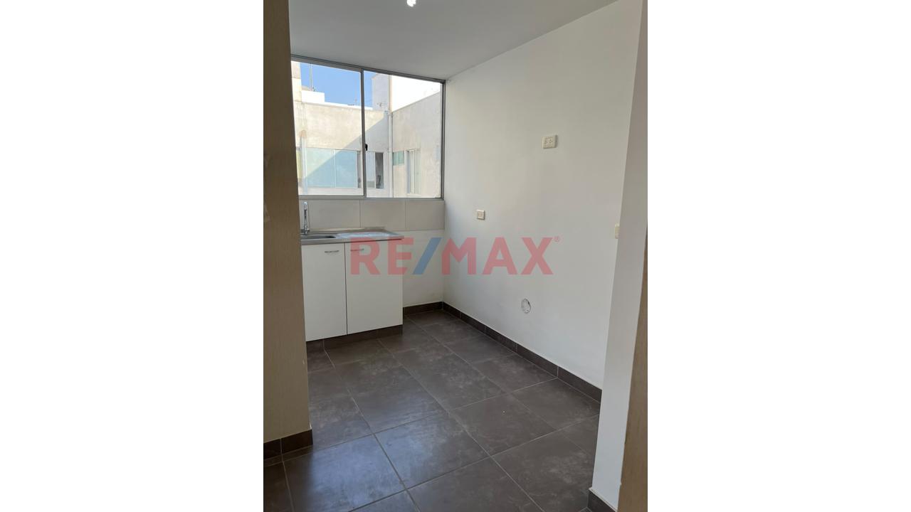Departamento Duplex  En Venta Condominio El Olivar - Carabayllo — foto 6