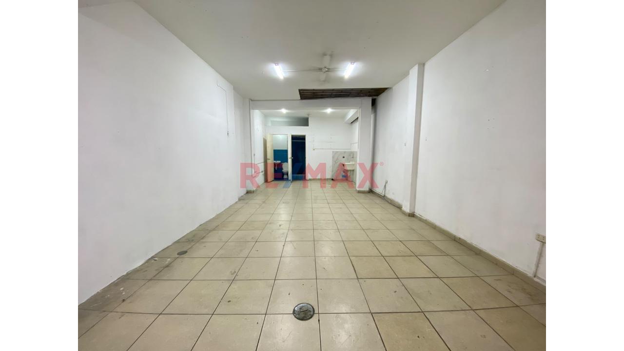 Edificio Multifuncional Y Comercial En Av A 3 Cuadras Del Mall Aventura En Zarate San Juan De Lurigancho — foto 6