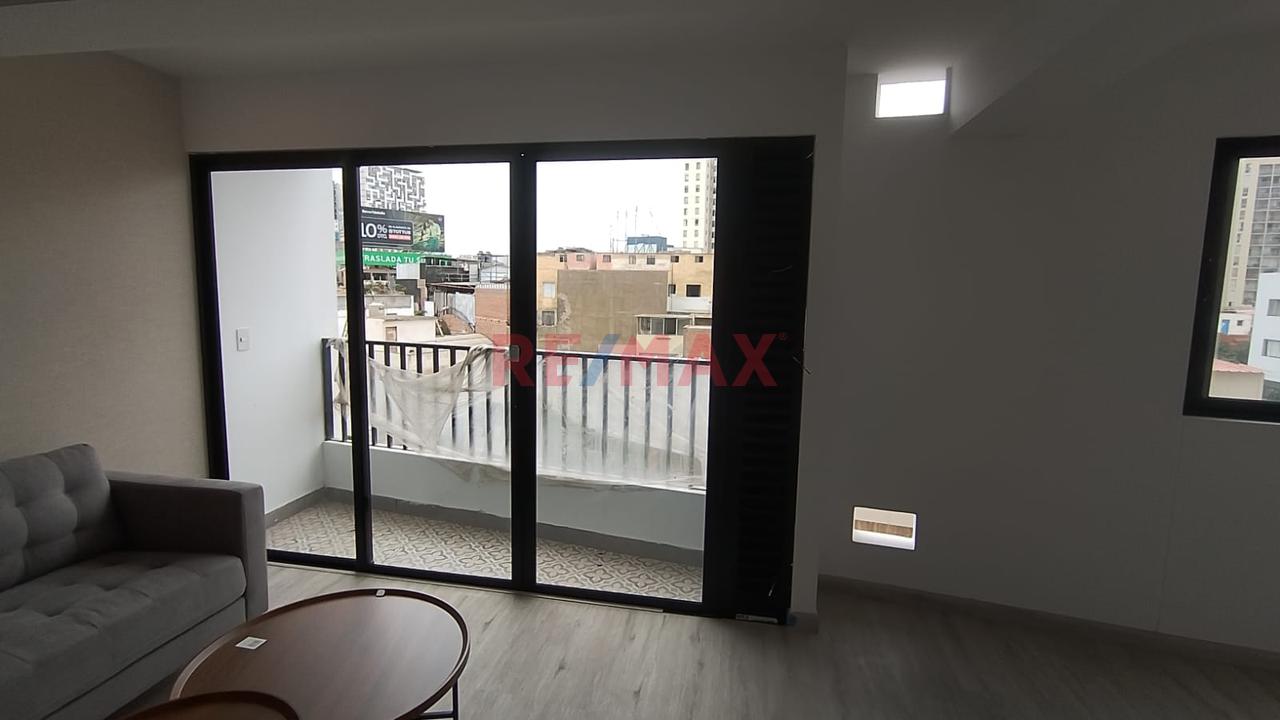 Venta De Departamento En Pueblo Libre - 3